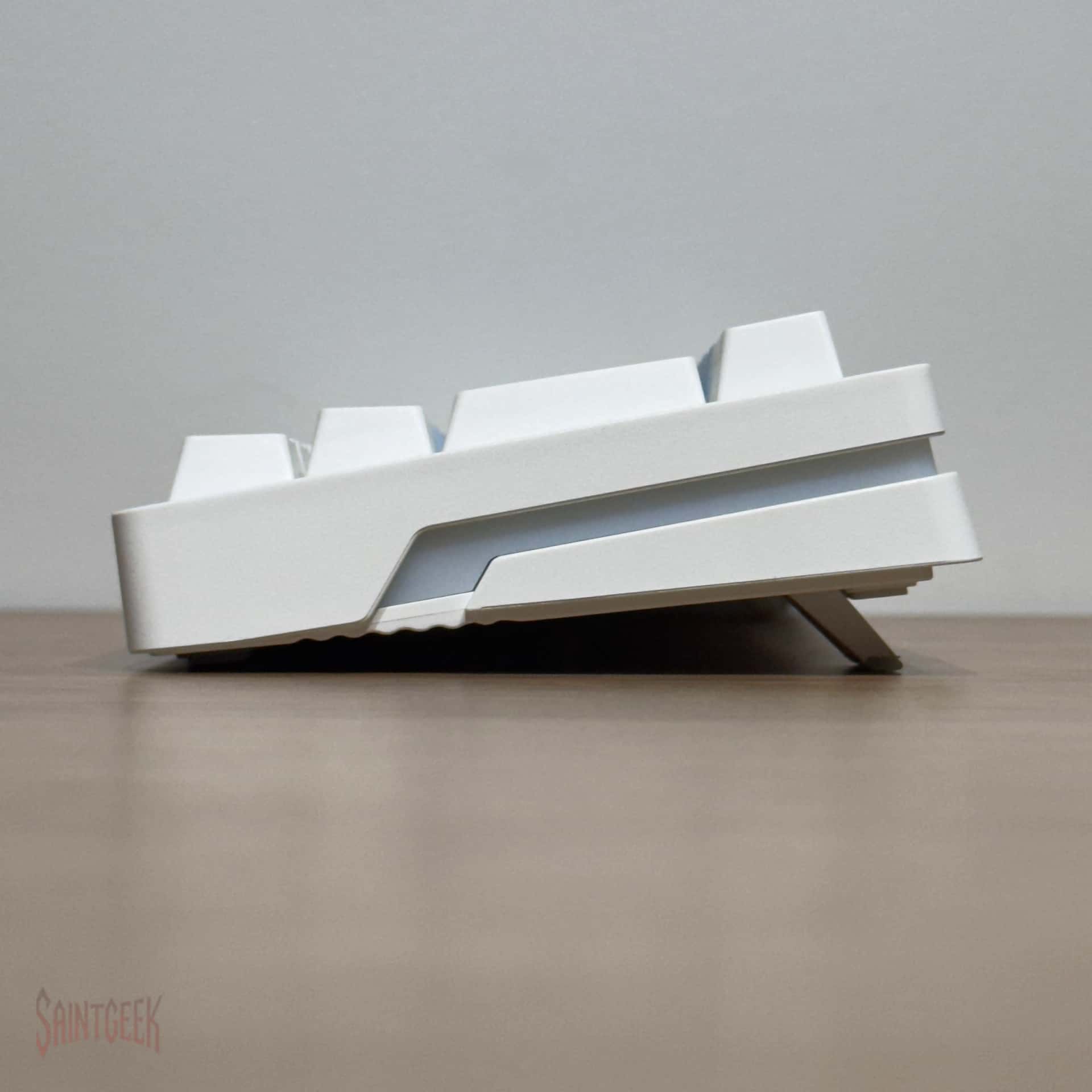 Teclado mecánico gamer AG61 Azul Claro RGB - Azul Switch