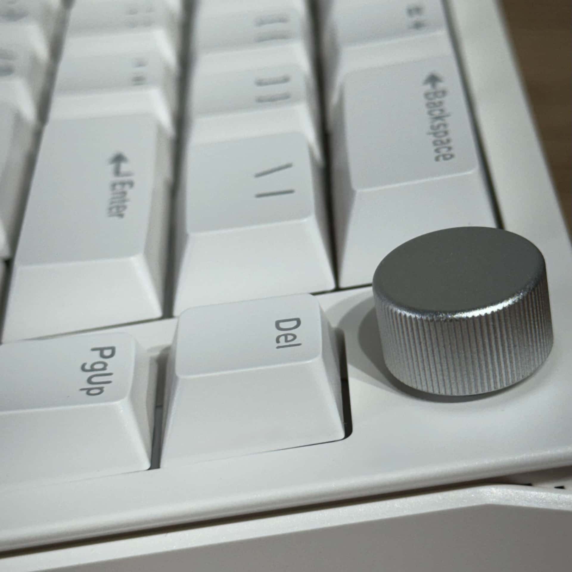 Teclado: V68 Blanco