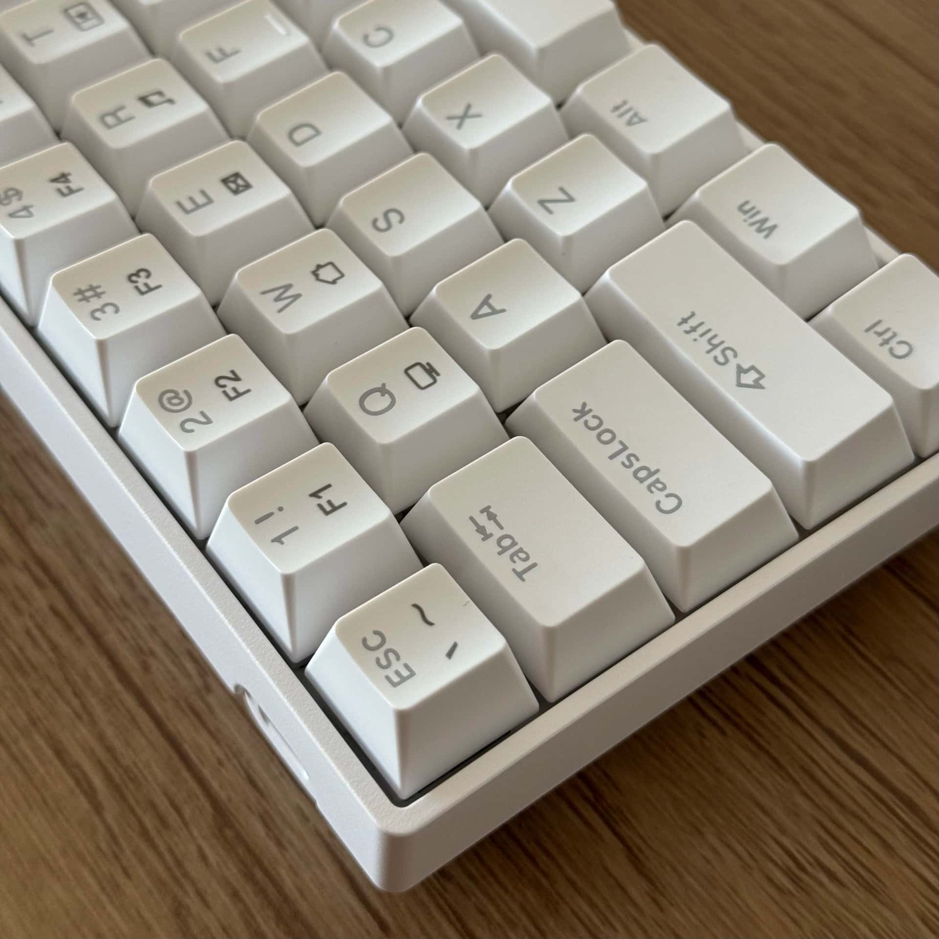 TK68 Blanco Red