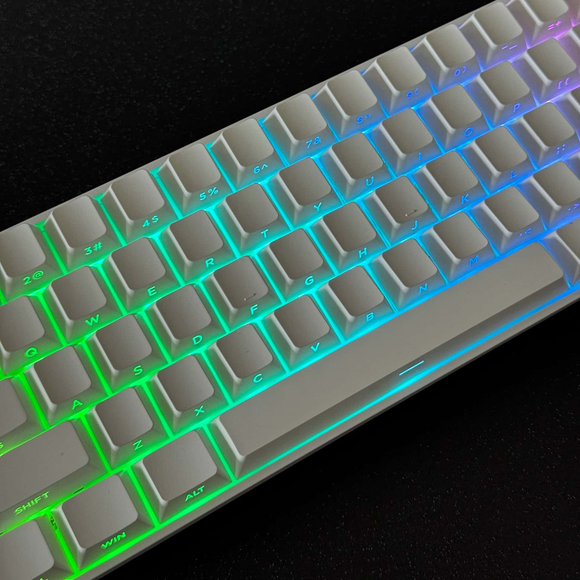 Teclado: TK68 Blanco Silent