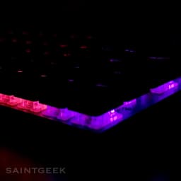 Teclado mecánico gamer TK61 Negro RGB - Red Switch