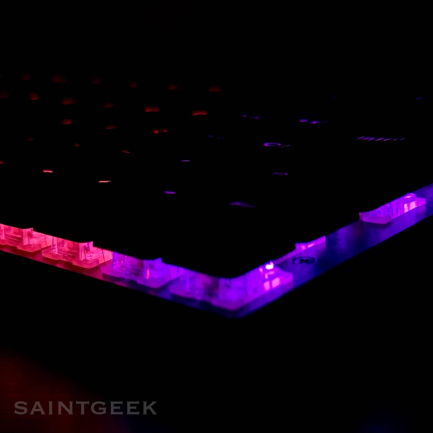 Teclado mecánico Zifriend BD63 60% color negro, switch Red — segundo modo de retroiluminación RGB