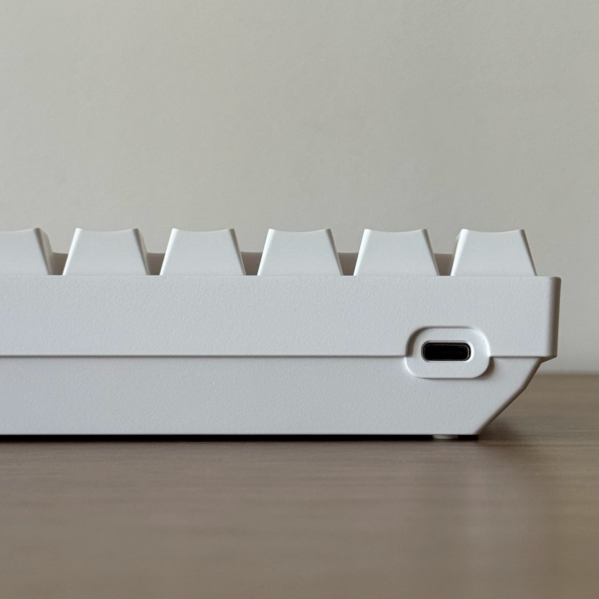 Tasa de sondeo del teclado: ¿1000 Hz u 8000 Hz para jugar?