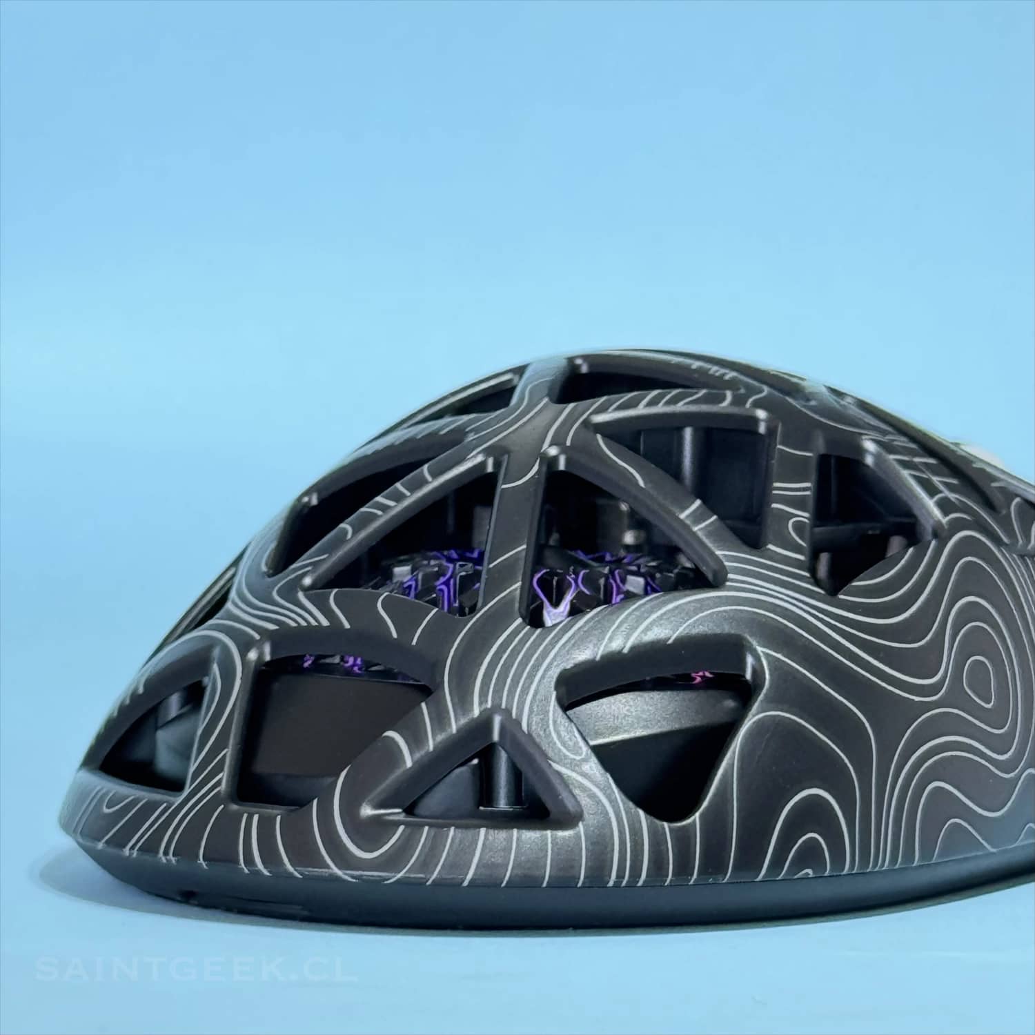 Mouse Gamer Inalámbrico Furycube G11 Negro 65g PAW3311 12000 DPI Tri-Mode RGB — detalle 1