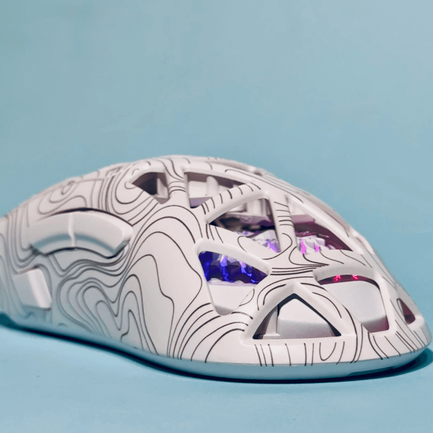 Mouse Gamer Inalámbrico Furycube G11 Blanco 65g PAW3311 12000 DPI Tri-Mode RGB — detalle 1